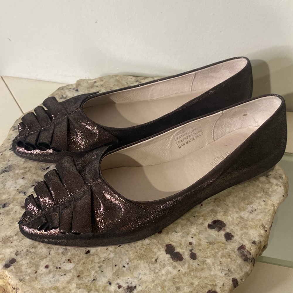 Chocolat Blu Minuette Ruffle Gianni Brown Leather Shimmer Flats Women’s Size 7